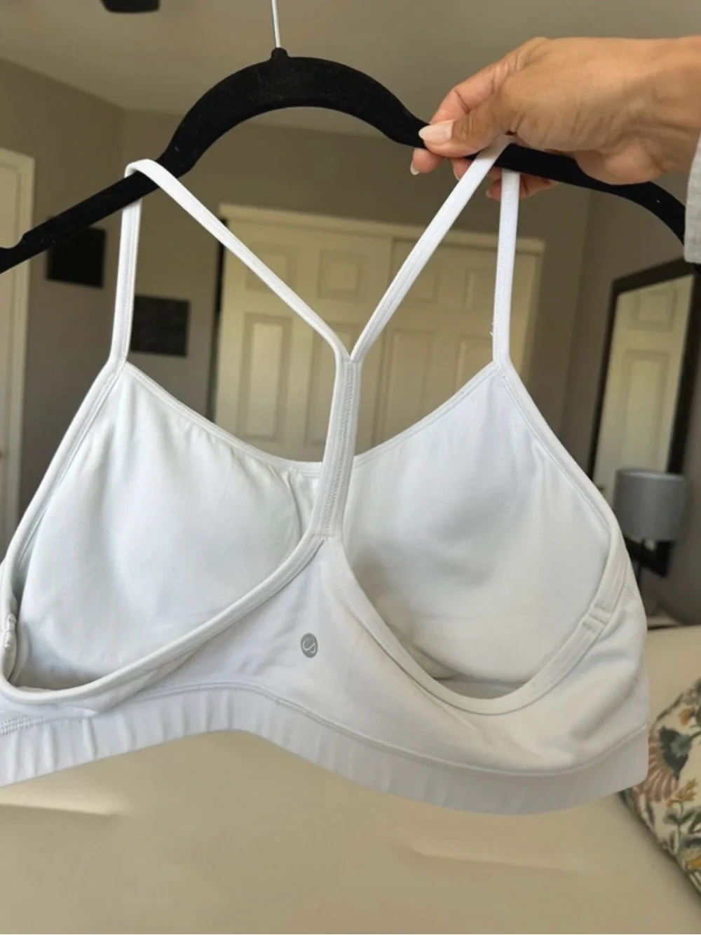 CRZ yoga white sports bra large